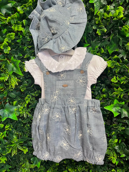 MAYORAL BABY GIRLS 1757/1665 WHITE COLLARED JERSEY VEST ALL IN ONE /CHAMBRAY EMMBROID DUNGAREE WITH MATCHING HAT  4-6months